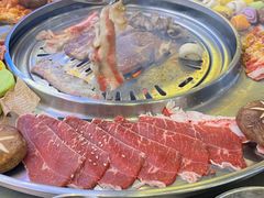 -哈哈碳都·牛肋条无限自助烤肉(台江万达店)