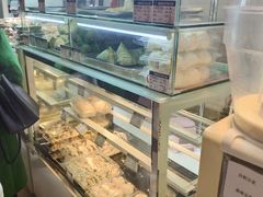 面包甜点陈列柜-白玉兰食品(甜云店)