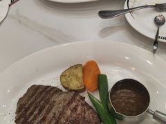 -斗牛士牛排餐厅(嘉里汇店)