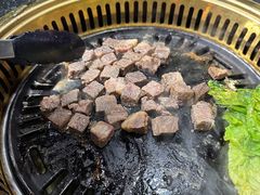 -牛鲜盛齐齐哈尔烤肉(曹路店)