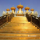 如今每天都有很多人来烧香拜佛。这里香火也很旺