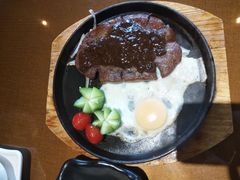 -戈尔登酒店·满堂彩咖啡厅