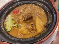 招牌咖喱牛腩煲-新世界餐厅(万达店)