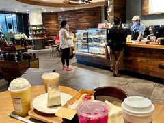 -星巴克臻选(深圳金光华店)
