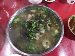 -谢老五跷脚牛肉·非遗传承店