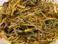 -老码头黑皮肘子锅包肉(赣水路店)