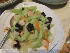 -红樱桃·欢乐餐厅(太原里店)