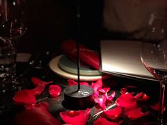 餐具摆设-wann lounge 低温慢煮牛排·清吧