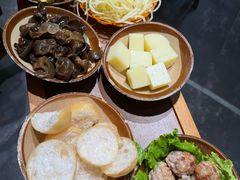 -黔有有贵州酸汤夺夺粉火锅(五味十字店)