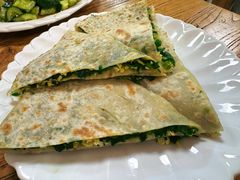 -溢心园香河肉饼总店