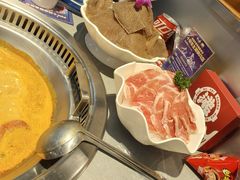 -生活如沸·顺德水牛奶火锅(人民广场店)