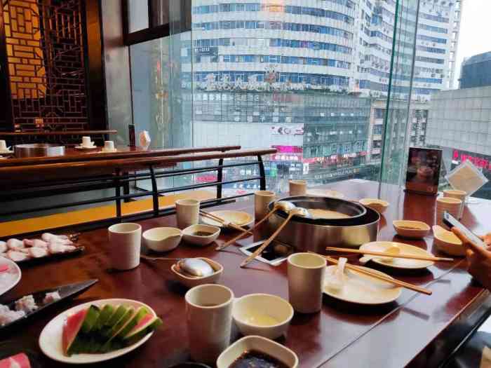 捞神煲汤火锅·猪肚鸡·高压锅生蚝(春熙路店)