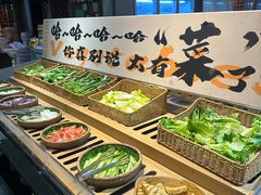 -牛里牛气· 榴莲海鲜鲜牛肉自助火锅·烤肉(横岗店)