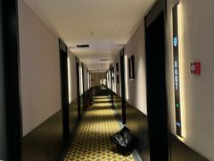 -万泊酒店(长沙五一广场国金中心店)