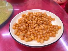 炸黄豆-美味海鲜大排档(明发美食地标店)