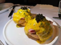 Eggs&nbsp;Benedict-壳里西餐厅Coquille Seafood Bistro(蒙自路店)