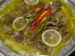 酸湯肥牛-醉英雄四川料理(国贸店)