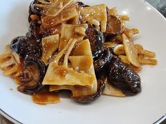 -民族饭荘(新华大街店)