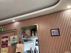 大堂-华春餐馆(鱼山路店)