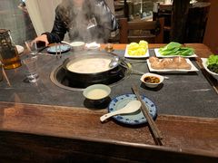 -大匠工房古船木艺术餐厅·猪肚鸡专门店(长白仙岛店)
