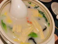 无油鱼汤腐竹煮时蔬-大树餐厅(益田假日店)