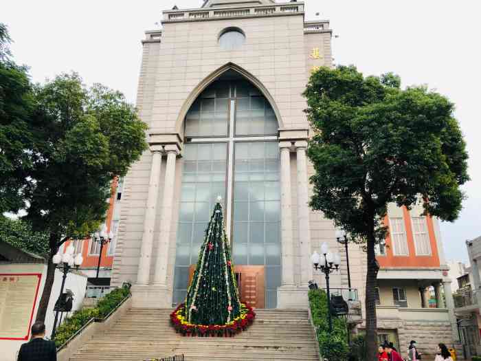 基督教泉南堂-""耶稣的名超乎万名,荣耀尊贵都归于你,万.