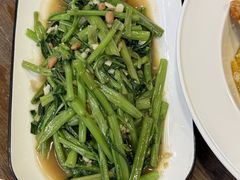 -Dang restaurant (patong phuket)