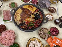 -菜园坝老火锅(金岛店)