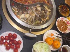 -沸炉重庆老火锅(军事博物馆店)