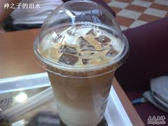 香草冰拿铁-COSTA COFFEE(西湖天地店)
