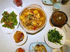鲜寻肉蟹煲-鲜与鲜寻·小龙虾(黄龙店)