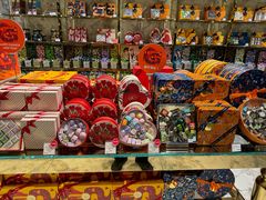 -VENCHI 闻绮(北京国贸商城店)