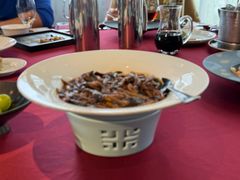 响油鳝丝配卷饼-RIVIERA 松鹤楼(外滩店)
