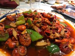 -六福烧烤酒馆(秦隆步行街店)