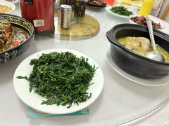 -胡老三家土菜馆·老店地方特色菜·招牌茅山地锅老鹅