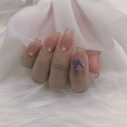 -七彩虹美甲美睫 半永久