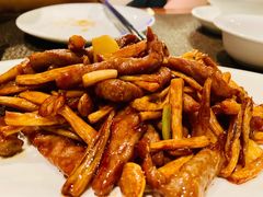野山菌炒牛柳-海棠湾九号度假酒店-融荟家和中餐厅