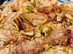 赖尿虾有膏-三妹小龙虾·黄油蟹(华侨城总店)