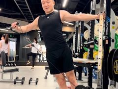 -超级猩猩健身·私教(上海体育场店)