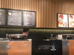 -星巴克(金华东阳银泰城店)