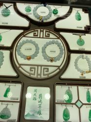 -周大福CHOW TAI FOOK(东门茂业店)