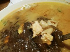 -聚鑫朋酸菜肥肠(文艺路口店)