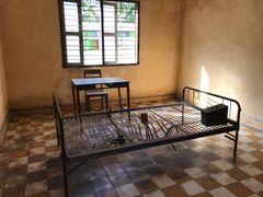 -吐斯廉屠杀博物馆