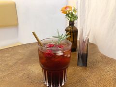 莓果苏打-野路甜点铺(松柏路店)