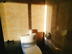 -铂逸梦秦酒店(横店梦幻谷店)