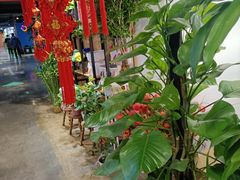 -第5大道精品休闲购物广场