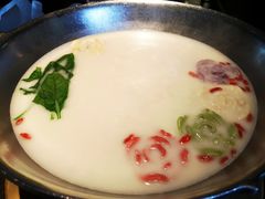 -湊湊火锅·茶憩(新中关购物中心店)