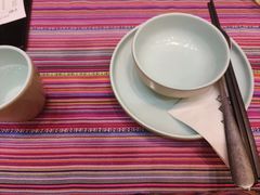 -香巴拉云南餐厅(华莱坞店)