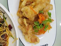 -老码头黑皮肘子锅包肉熏酱水饺(文政街店)