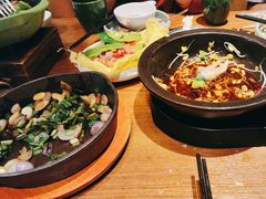 -云海肴·汽锅鸡·云南代表菜(天山百盛优客店)